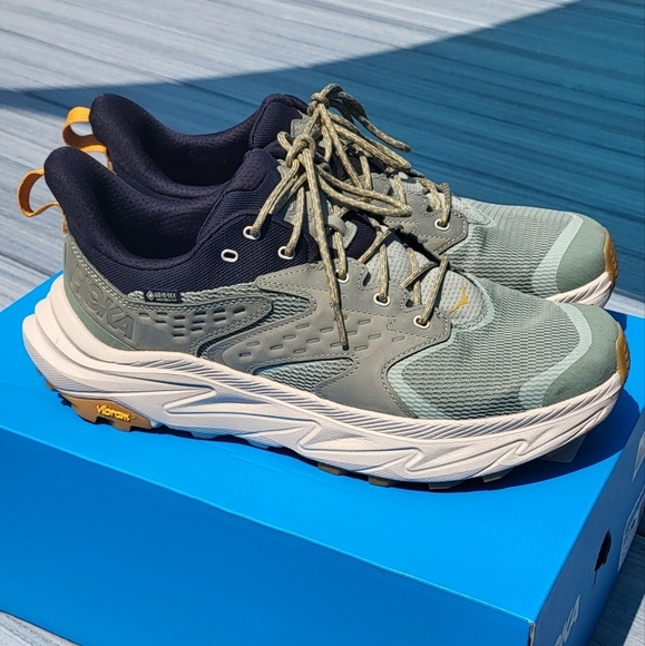HOKA Mens Anacapa 2 Low GTX Hiking Tread Sneaker - Picture 1 of 13
